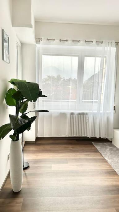 Luxury Apartment With View Como Exteriör bild